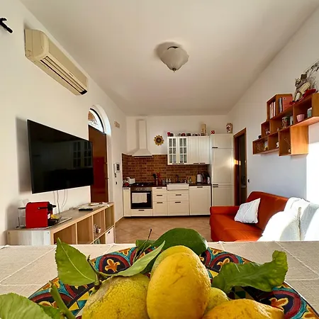 Armando's House * Pontone