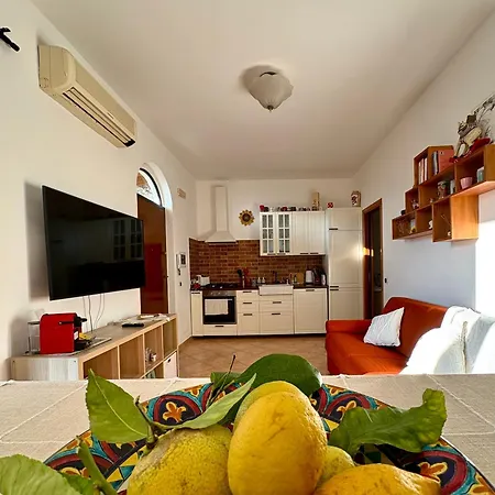 Armando's House * Pontone